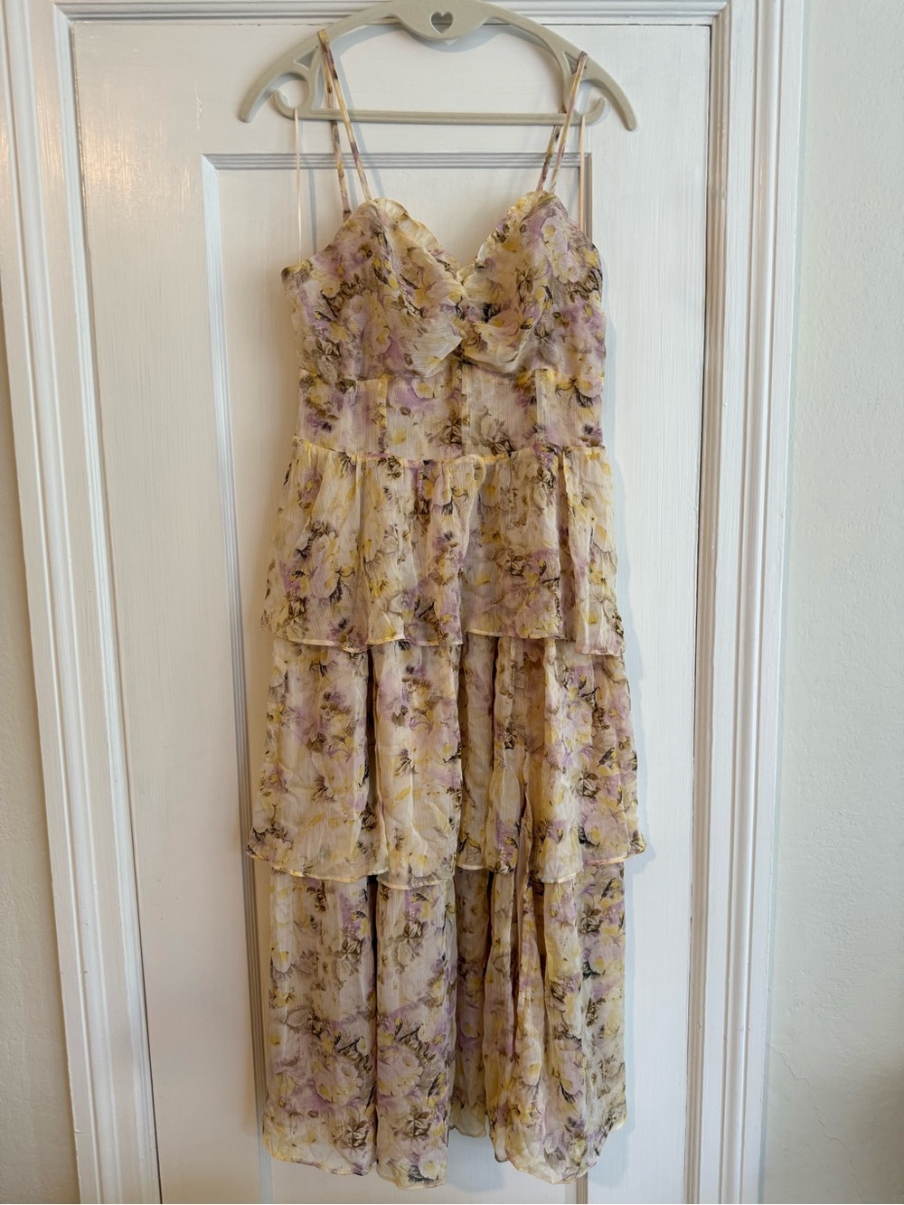 Vici Women’s Yellow and Lavender Floral Tiered Spaghetti-Strap Dress Size Large